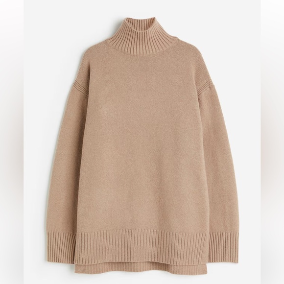 H&M Sweaters - H & M Oversized Turtleneck Sweater Tan Camel M